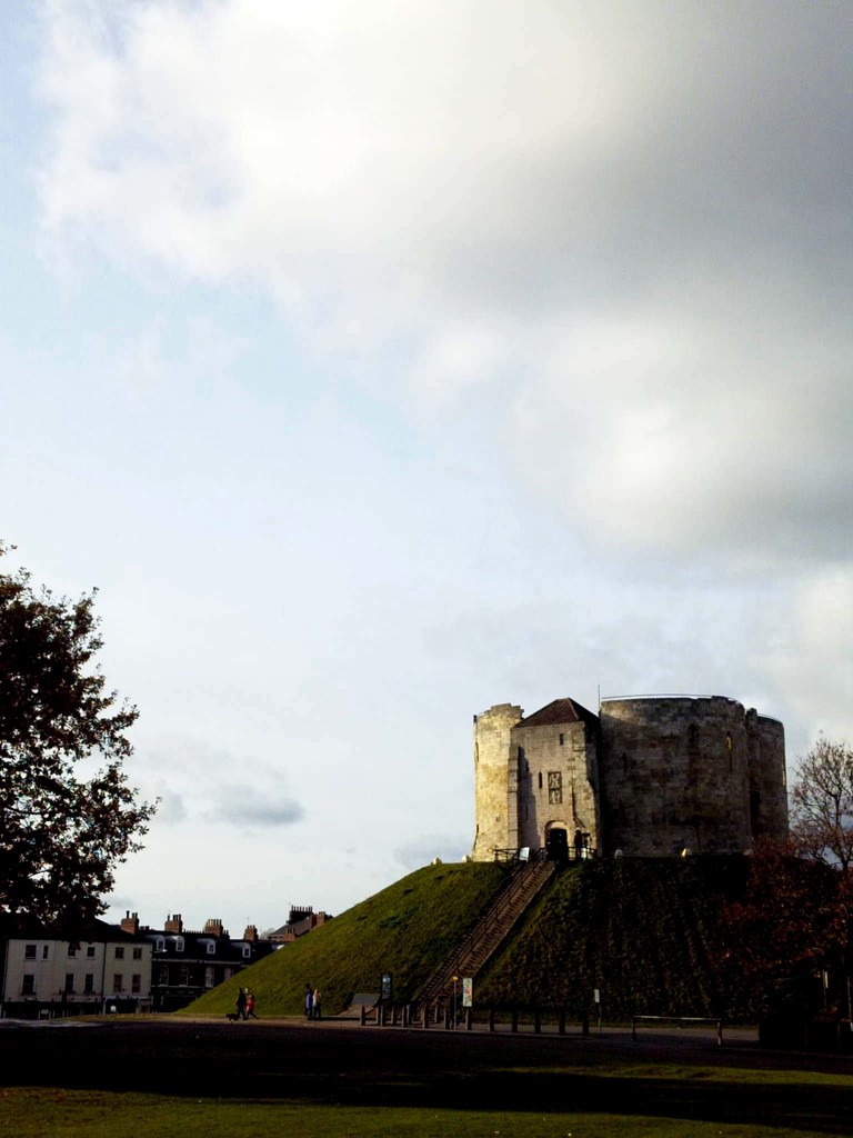Clifford's Tower : England 2012