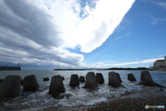 海の向こう