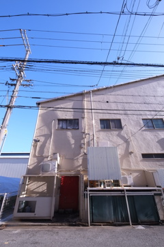 赤い扉