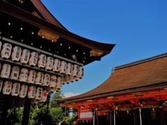 秋晴れの京都八坂神社