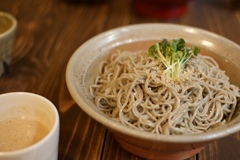 胡麻だれ蕎麦