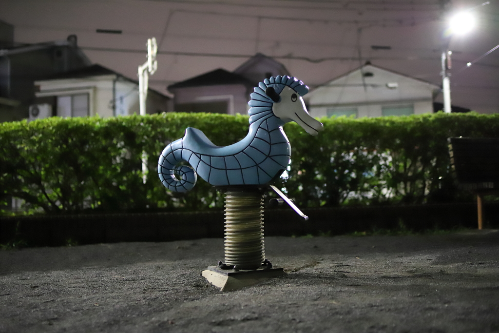 シュール