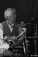 Mr.Drumer70