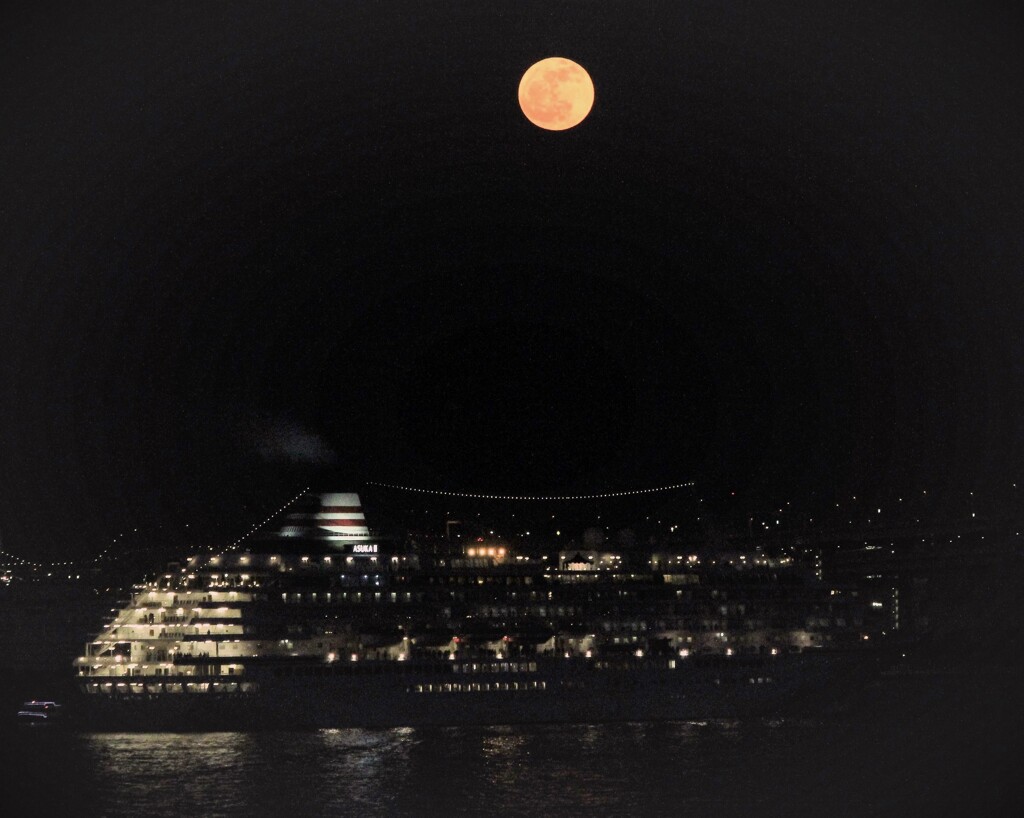 満月