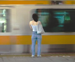 オレンジ色の風