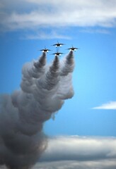 空を見上げれば