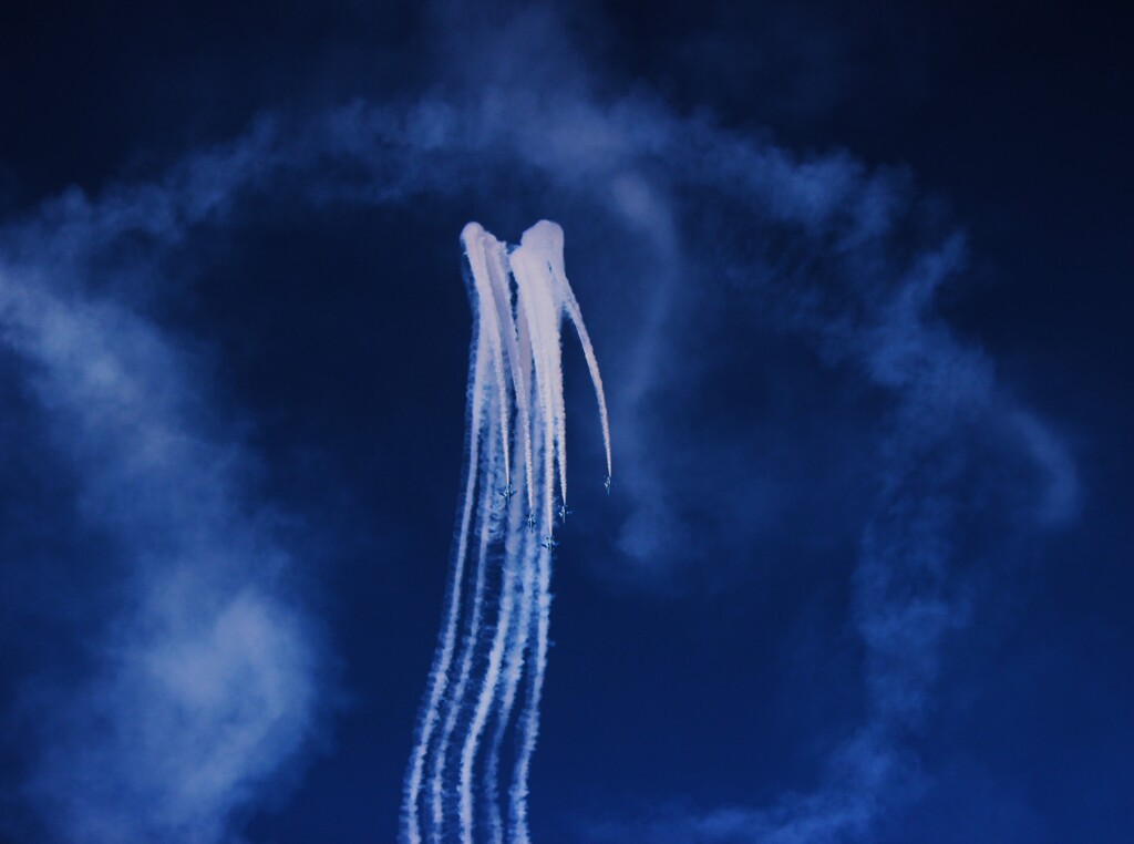 空を見上げれば