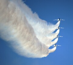 空を見上げれば