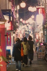 彼女たちの酒場通り