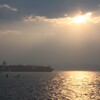 朝の光の中　東京湾