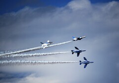 空を見上げれば
