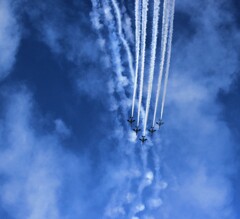 空を見上げれば