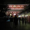 夜の浅草寺