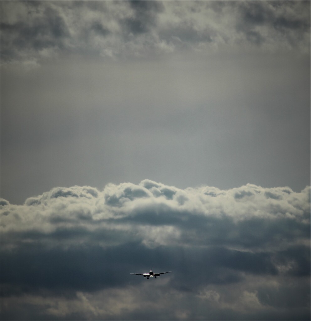 不機嫌な空