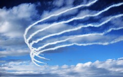空を見上げれば