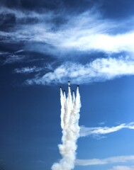 空を見上げれば