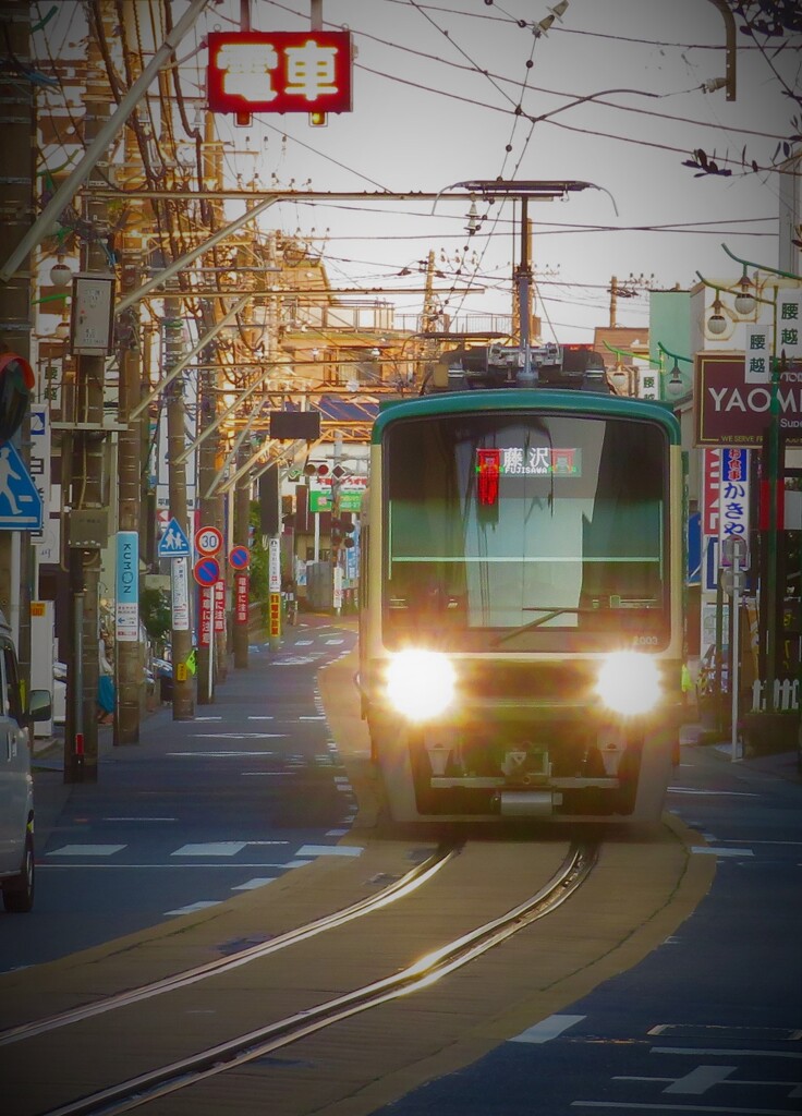 街を行く～江ノ電のいる風景