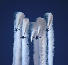空を見上げれば
