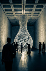 大巻伸嗣 Interface of Being 真空のゆらぎ7