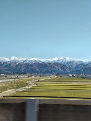 車窓からの立山連峰