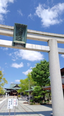 鳥居と青空