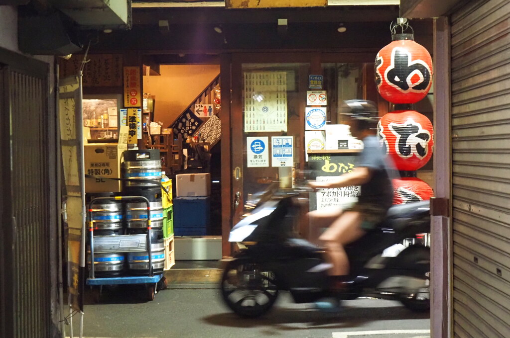商店街の朝②