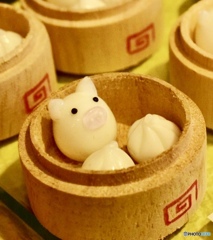 ガラスの豚ちゃん