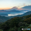 芦ノ湖の朝