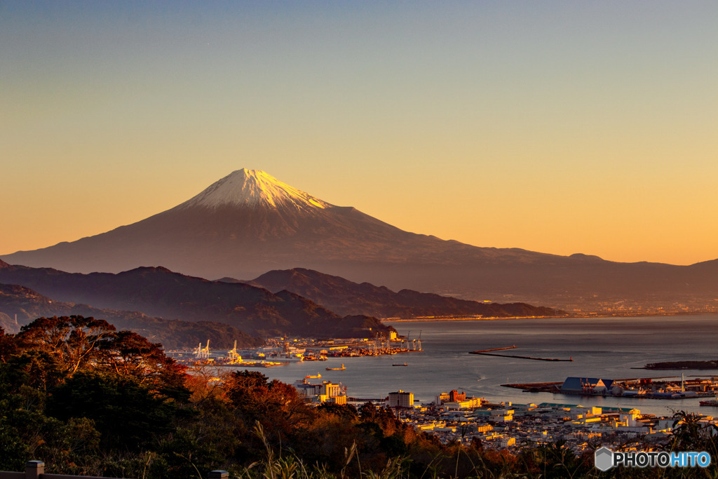 朝焼けの富士山（再編集）