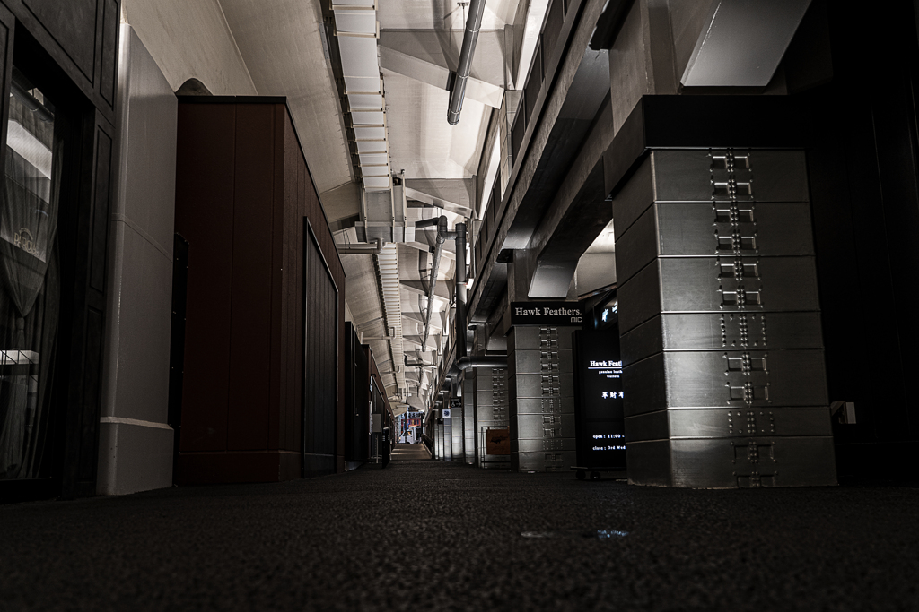 メタリックストリート