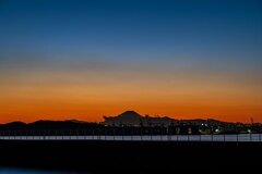 富士山を遠くに見て