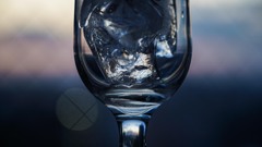 氷を通る光