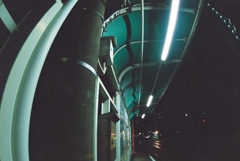 夜中の駅
