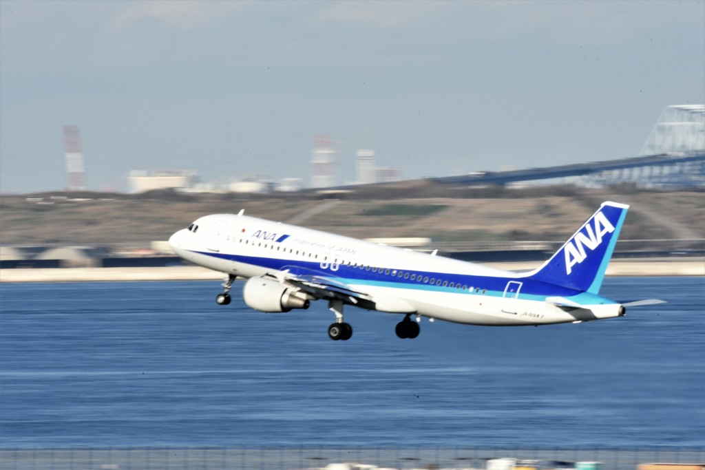HND撮影３（A321離陸・流し撮り）