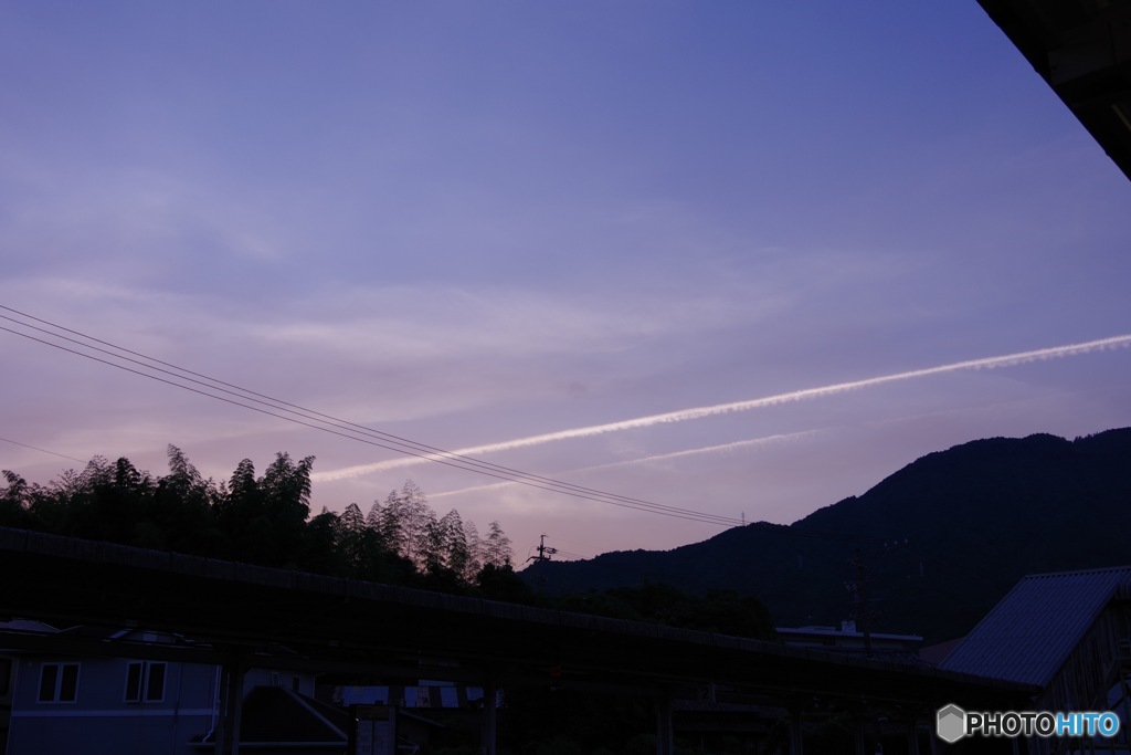 空、グラデーション、飛行機雲