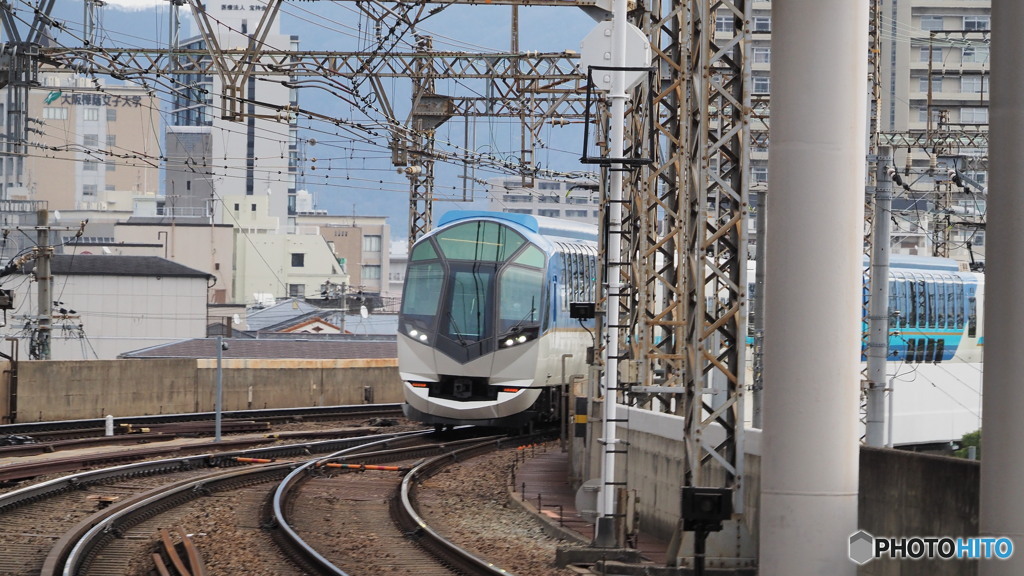 布施駅にてしまかぜ1