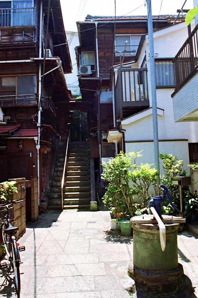 樋口一葉菊坂旧居跡
