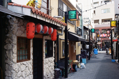 池袋に残る二つの路地・美久仁小路⑤