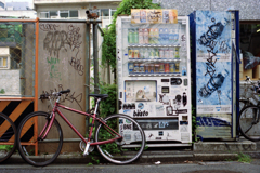 落書きと自販機(過去写真)