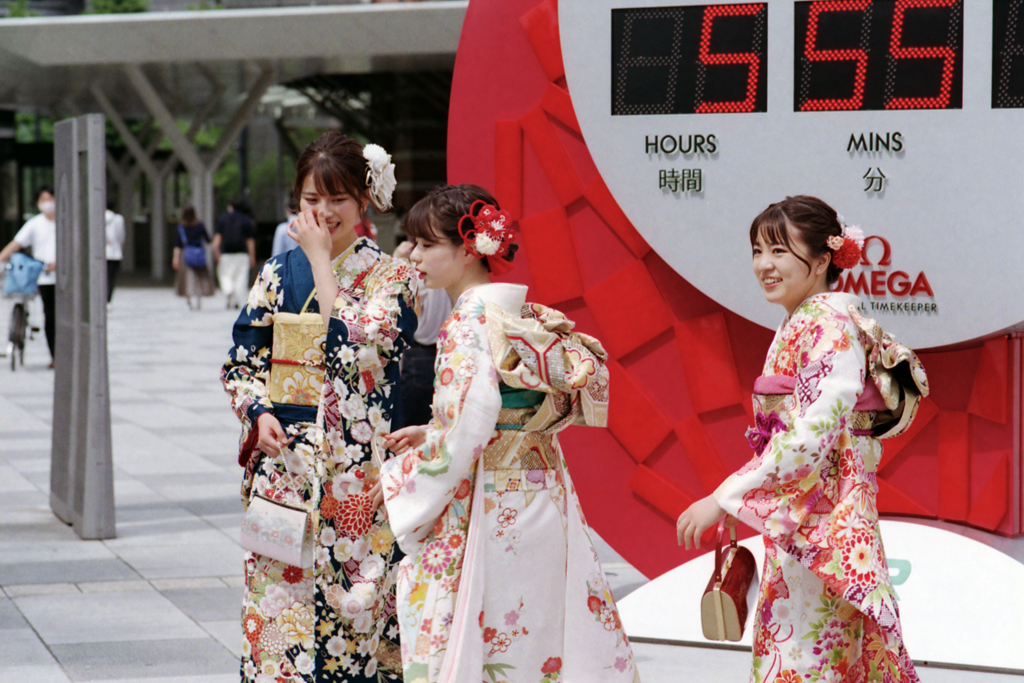 東京駅前中央広場　オリンピック・カウントダウン時計・2-2