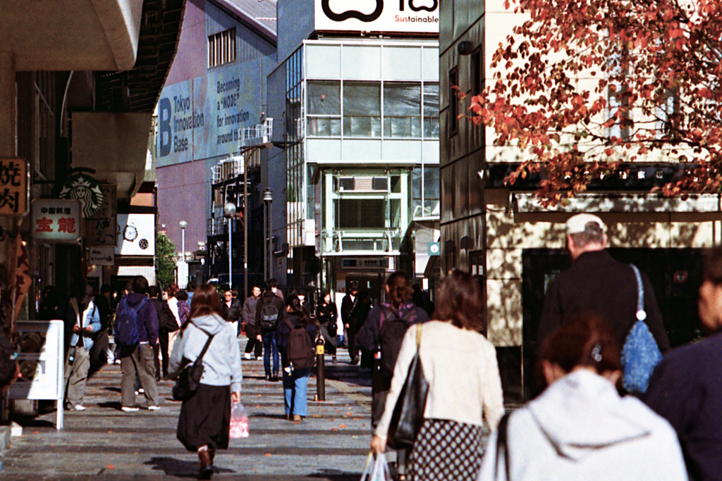なんとなく駅前