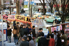 比較写真・表参道の屋台の風景4-3