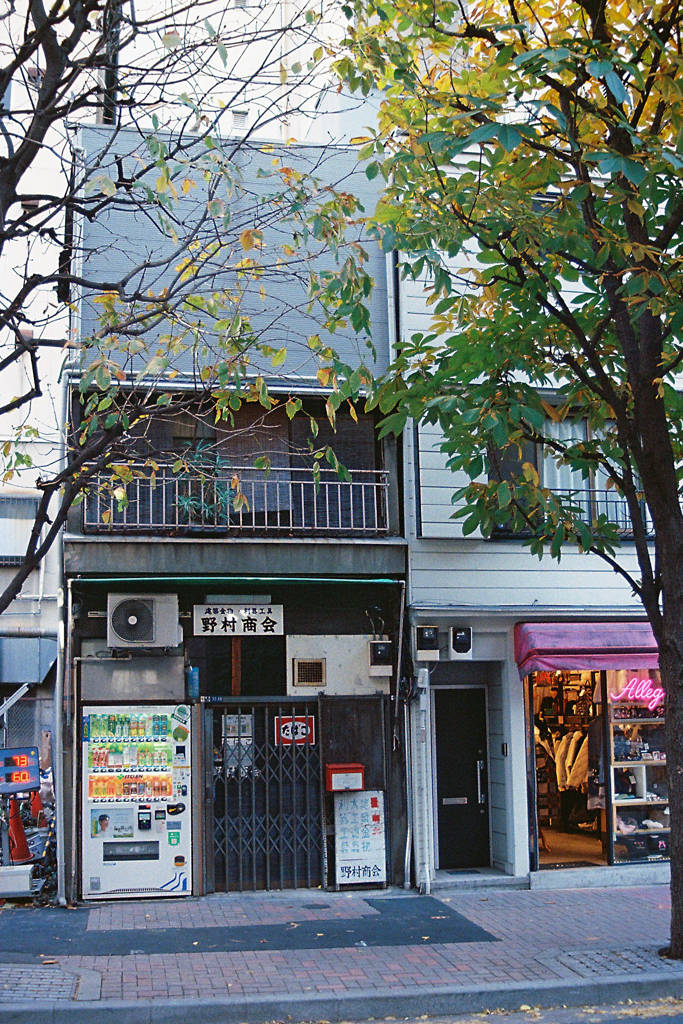 銀座に残る看板建築②