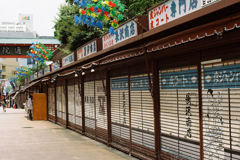 伝法院通りの風景