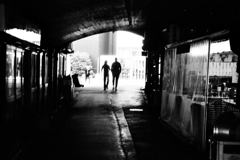 ガード下は不滅②