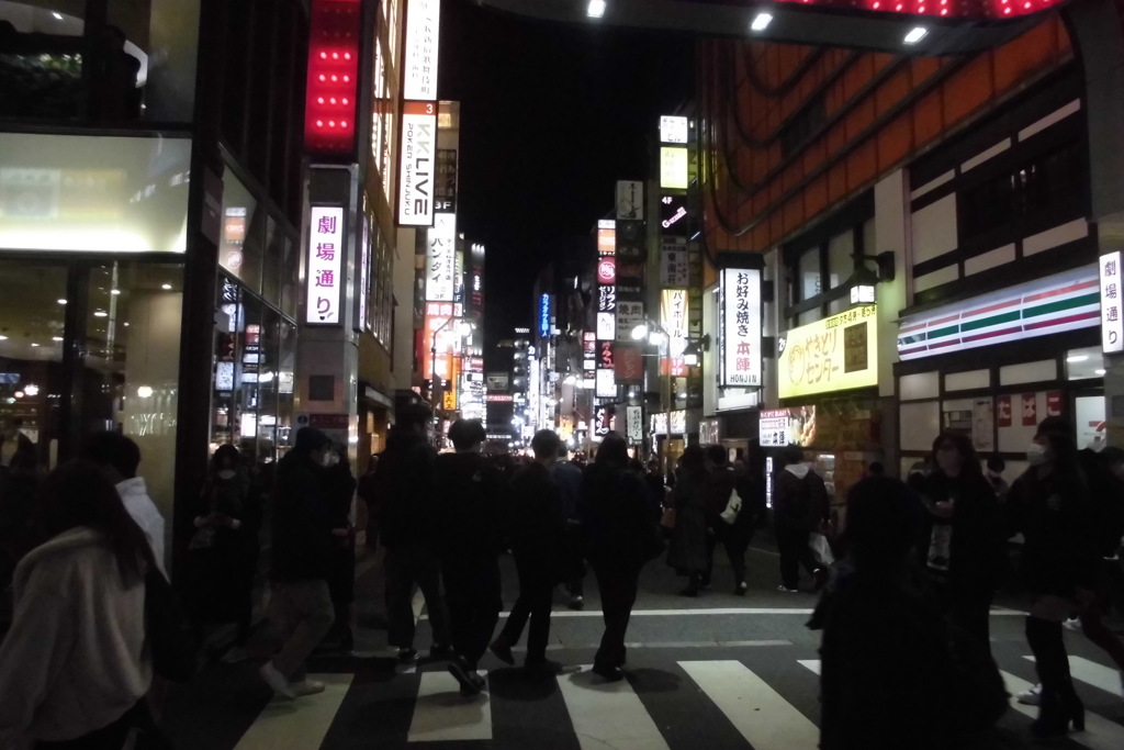 玉ボケ遊び(新宿歌舞伎町)・4-3
