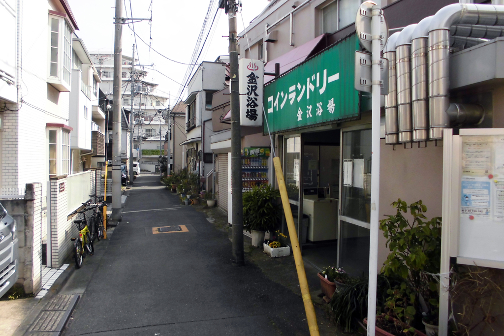 昭和の佇まいを残す最後の楽園 新宿七丁目③・3-1