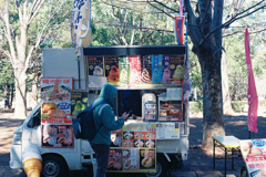 万能？キッチンカー