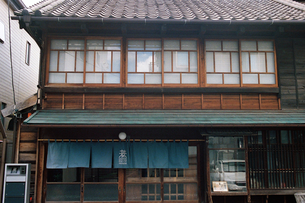 シックな建物