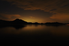 夜の支笏湖